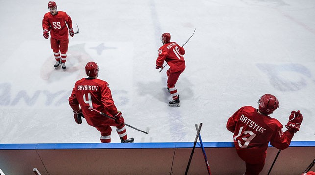 Тренировка российских хоккеистов. Фото ТАСС