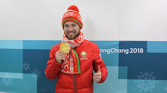 Юрий Голуб с золотой медалью. Фото Алексея Ковалева