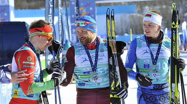 Юрий Астапенко, Алексей Петухов и Роман Елётнов. Фото оргкомитета марафона