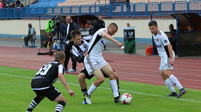 Во время матча "Торпедо-БелАЗ" - "Торпедо". Фото жодинского клуба