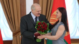 Александр Лукашенко и Дарья Наумова
