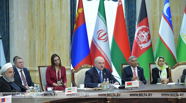 Александр Лукашенко во время саммита