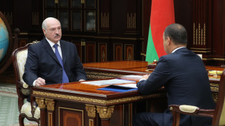 Александр Лукашенко и Роман Головченко