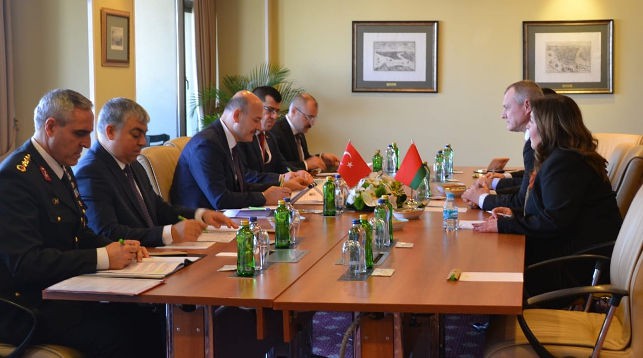 Во время встречи. Фото посольства Беларуси в Турции