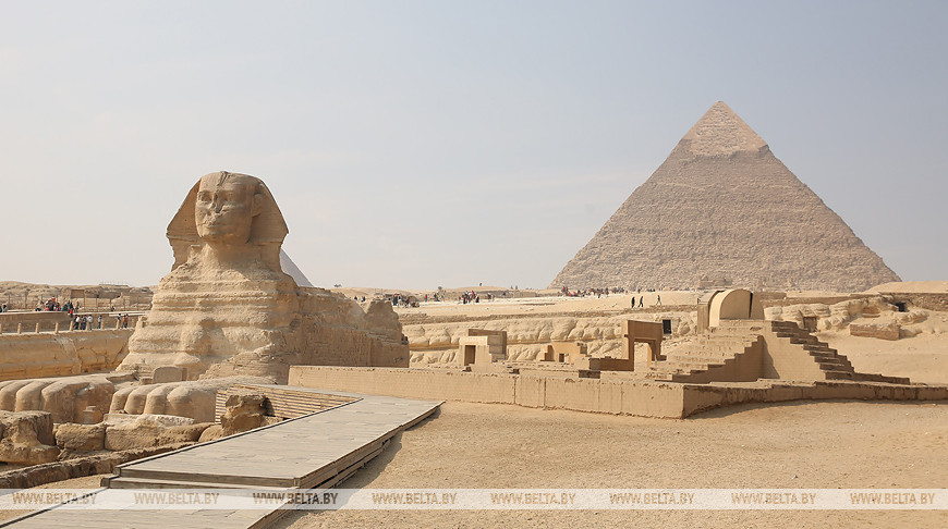 Комплекс пирамид в Гизе. Фото из архива