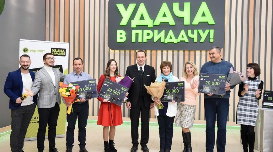 Распродажа детской одежды из меха в магазине Bebakids ТЦ «Аутлет Белая дача»