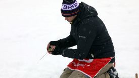 Участник соревнований рыбак Игорь Шевель. Во время соревнований