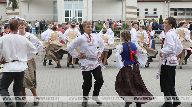 Во время фестиваля "Зов Полесья". Фото из архива