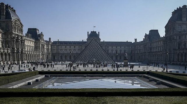 Лувр. Фото France Info