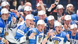 Хоккеисты Финляндии стали чемпионами. Фото IIHF