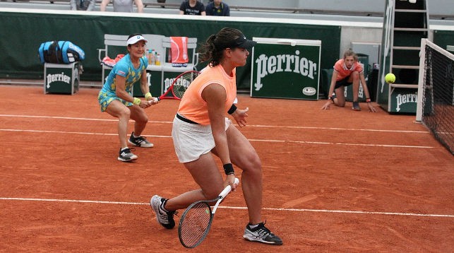 Лидия Морозова и Сюко Аояма. Фото Белорусской теннисной федерации