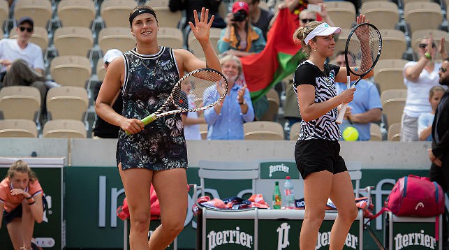 Арина Соболенко и Элизе Мертенс. Фото Jimmie48 Tennis Photography
