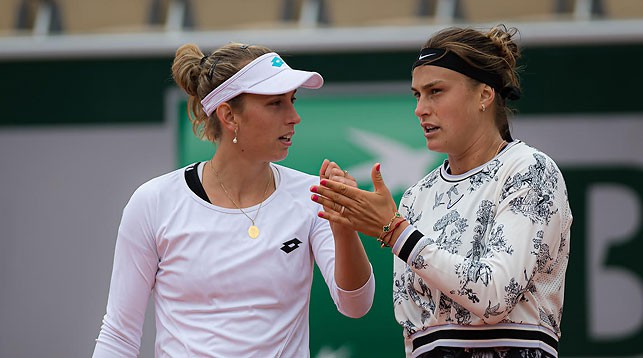 Элизе Мертенс и Арина Соболенко. Фото Jimmie48 tennis photography