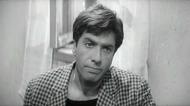 Сергей Юрский в роли Остапа Бендера. Кадр из фильма "Золотой теленок"