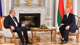 Армен Саркисян и Александр Лукашенко. Фото из архива