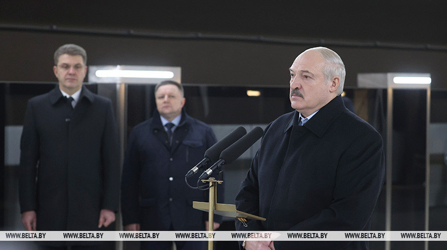 Александр Лукашенко во время церемонии