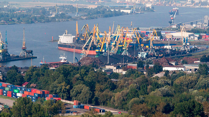 Рижский порт. Фото  Riga.lv 