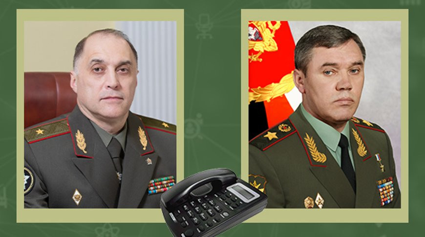 Александр Вольфович и Валерий Герасимов. Фото Министерства обороны Беларуси
