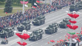 Парад войск в честь Дня Независимости в Минске, фото из архива