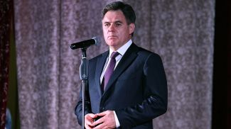 Заместитель премьер-министра Игорь Петришенко во время выступления