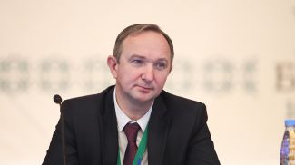 Сергей Харитончик во время форума