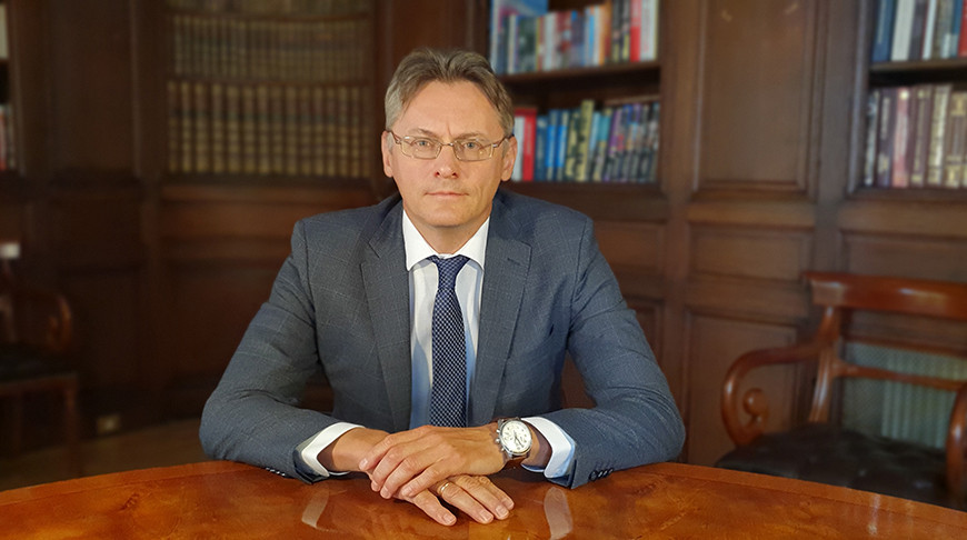 Игорь Фисенко. Фото посольства