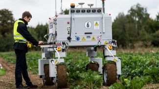 Робот Bonirob для сельскохозяйственных работ. Фото Picture Alliance
