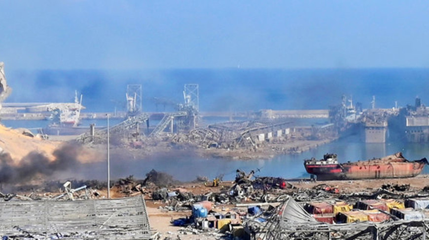 Порт в Бейруте после взрыва. Фото  EPA 