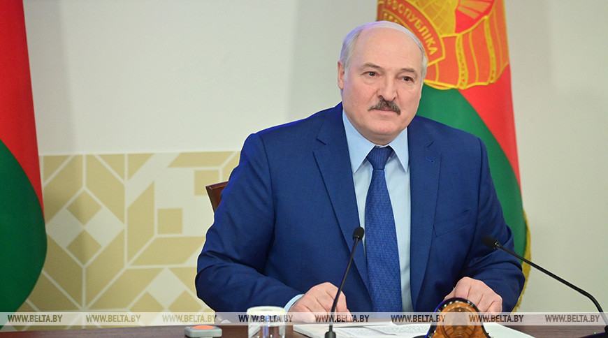 Александр Лукашенко во время встречи со студентами