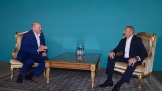 Александр Лукашенко и Ильхам Алиев во время встречи