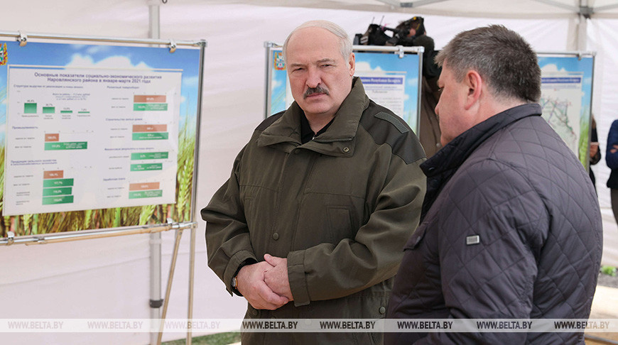 Александр Лукашенко во время посещения наровлянского участка Полесского государственного радиационно-экологического заповедника