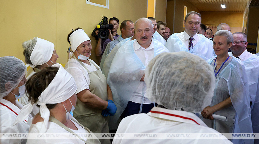 Александр Лукашенко посещает Свислочский район