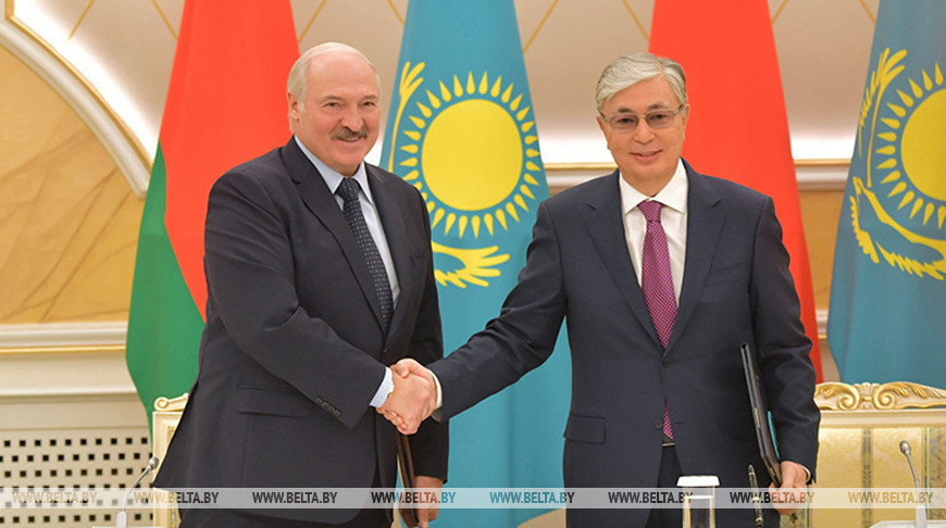 Александр Лукашенко и Касым-Жомарт Токаев. Фото из архива (2019 год)