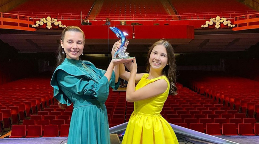Ксения Галецкая (справа). Фото из Instagram-аккаунта