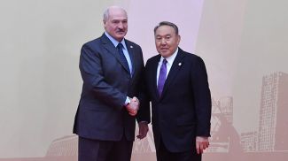 Александр Лукашенко и Нурсултан Назарбаев. Фото из архива