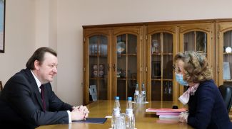 Сергей Алейник во время встречи с Алоизией Вергеттер. Фото МИД
