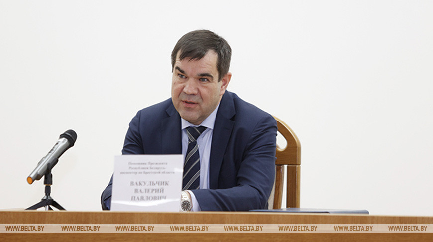 Помощник Президента - инспектор по Брестской области Валерий Вакульчик во время встречи с коллективом предприятия