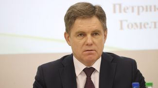 Игорь Петришенко во время заседания