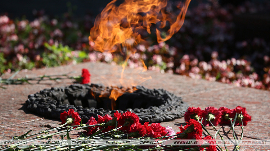 В Гродненской области стартовала эстафета передачи Вечного огня "80 лет скорби и памяти"