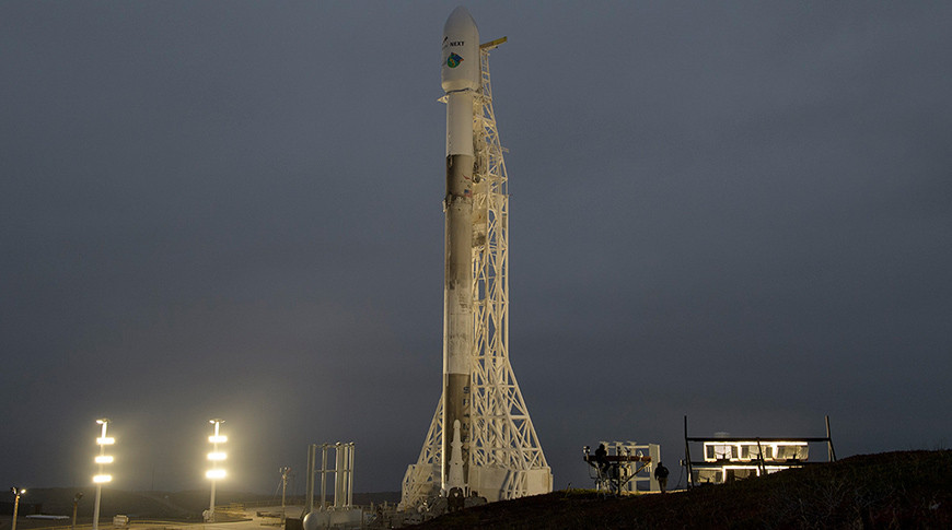 Ракета-носитель Falcon 9. Фото NASA