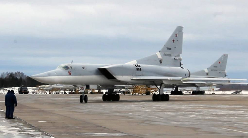 Самолет Ту-22М3. Фото пресс-службы Минобороны РФ/ТАСС, архив