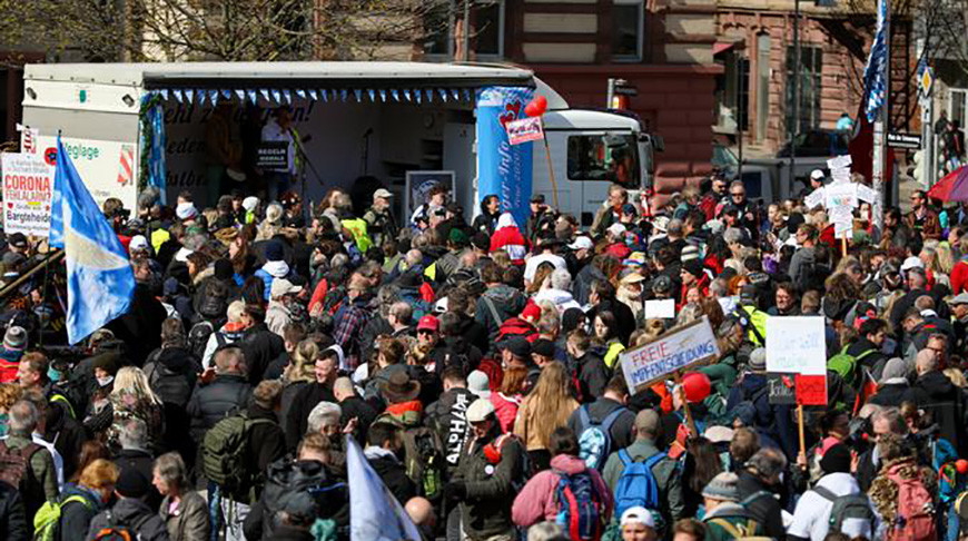 Протесты в Штутгарте. Фото Imago images