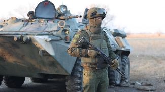 Белорусские миротворцы охраняют военный аэродром Казахстана