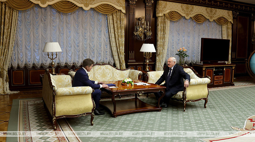 Олег Кожемяко и Александр Лукашенко во время встречи