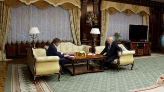 Олег Кожемяко и Александр Лукашенко во время встречи