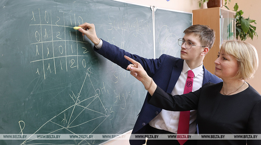 Андрей Шадрин со своим педагогом Светланой Матросовой