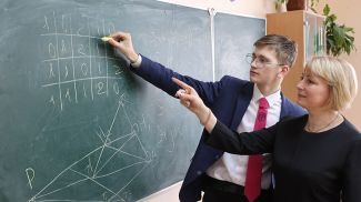 Андрей Шадрин со своим педагогом Светланой Матросовой