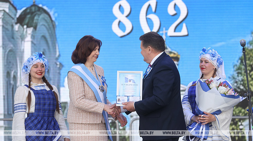 Наталья Кочанова удостоена звания почетного гражданина Полоцкого района