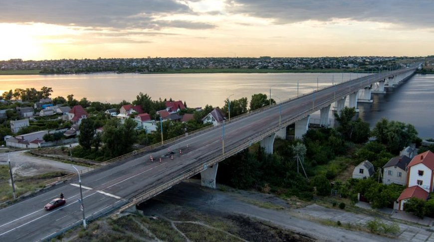 Антоновский мост. Фото ТАСС