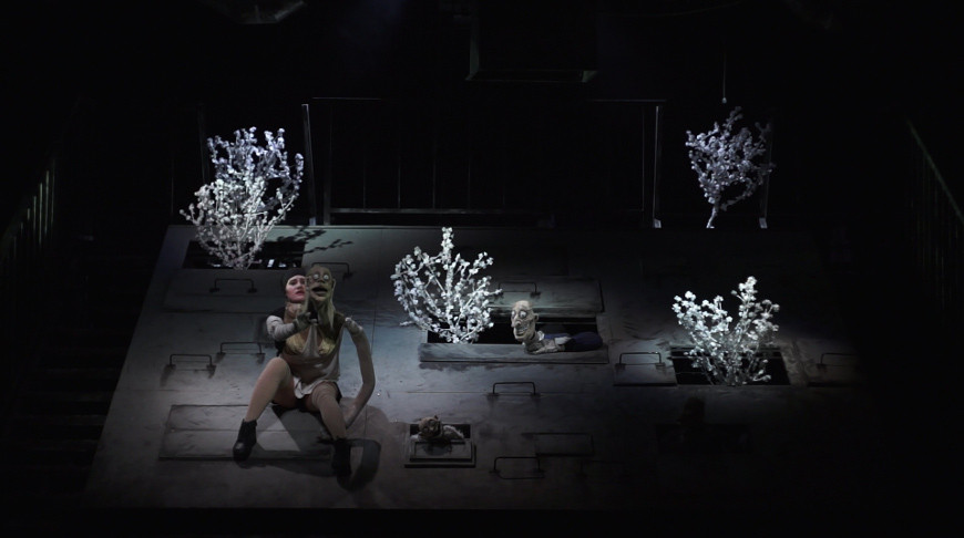 Сцена из спектакля "На дне". Фото Могилевского областного театра кукол